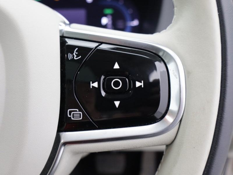 Used Volvo XC60 2023 for sale - 77950808: Photo 51