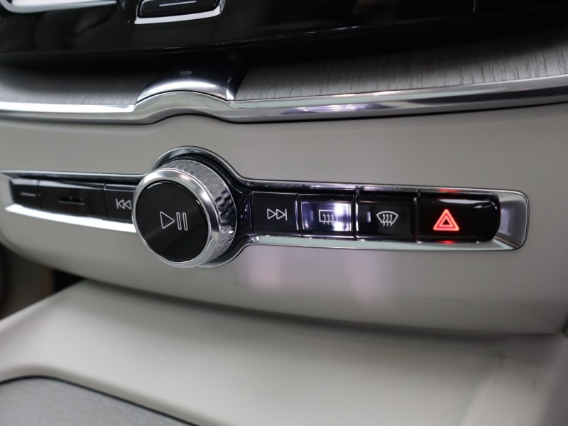 Used Volvo XC60 2023 for sale - 77950808: Photo 59