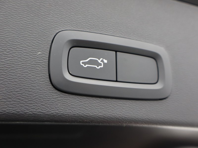 Used Volvo XC40 2020 for sale - 76981813: Photo 26