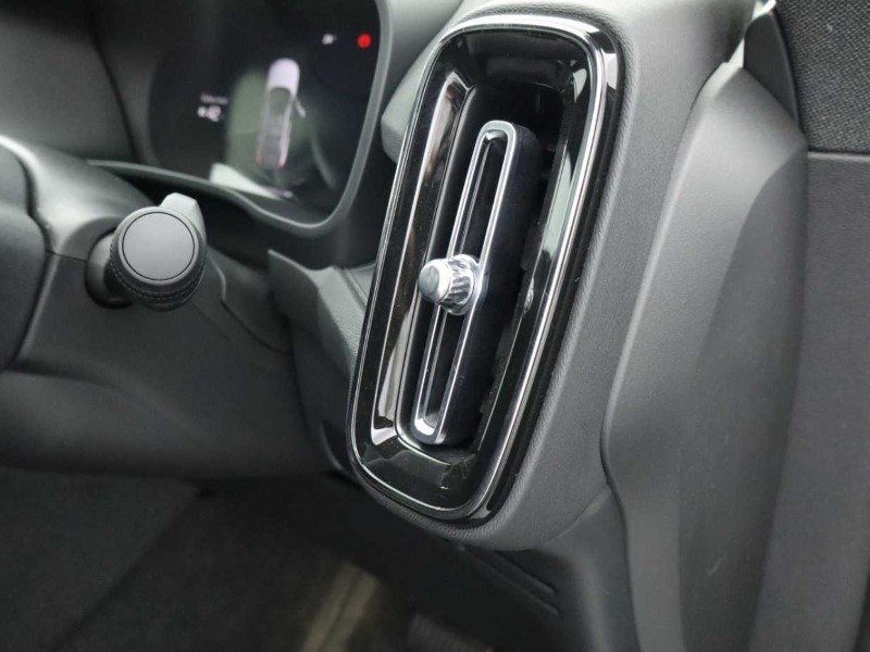 Used Volvo C40 2023 for sale - 76982398: Photo 32