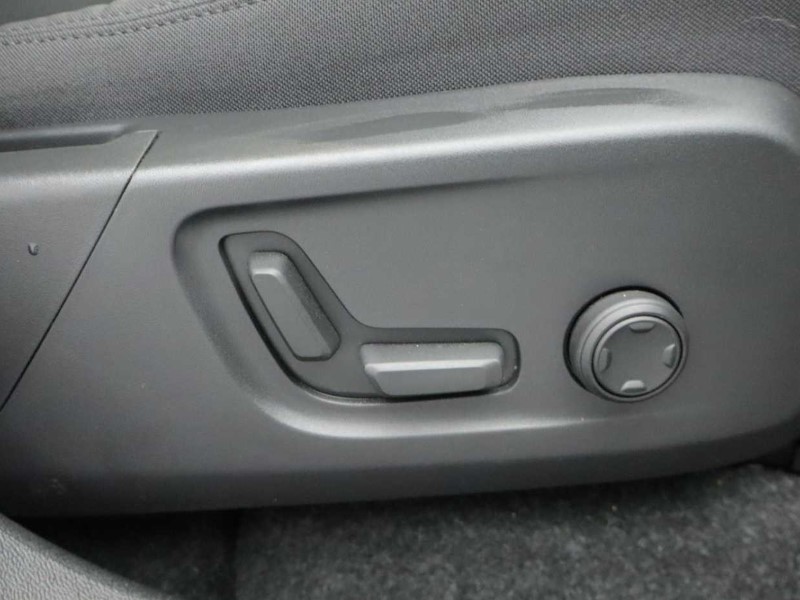 Used Volvo C40 2023 for sale - 76982398: Photo 33