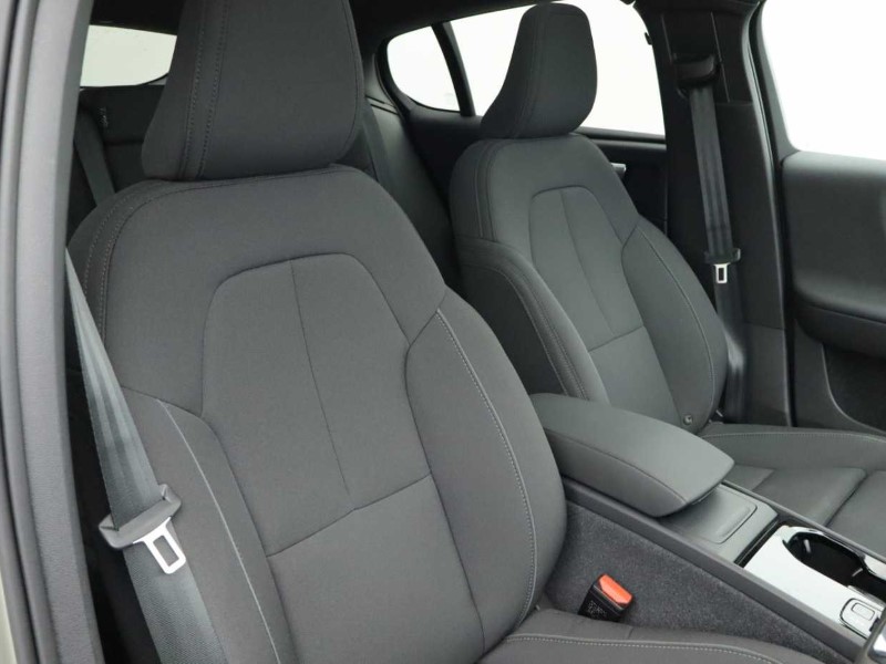 Used Volvo C40 2023 for sale - 76982398: Photo 35