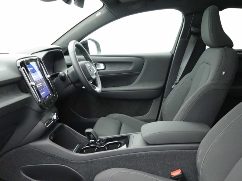 Used Volvo C40 2023 for sale - 76982398: Photo 5