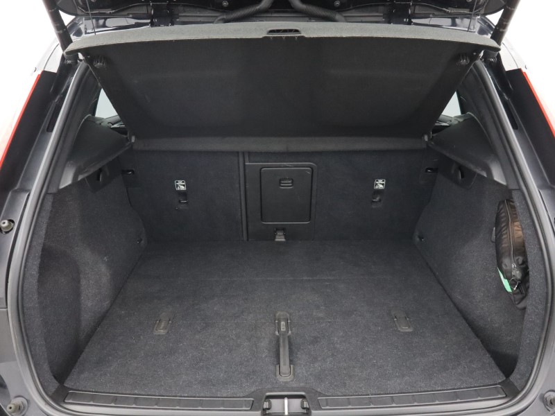 Used Volvo XC40 2022 for sale - 76982209: Photo 19