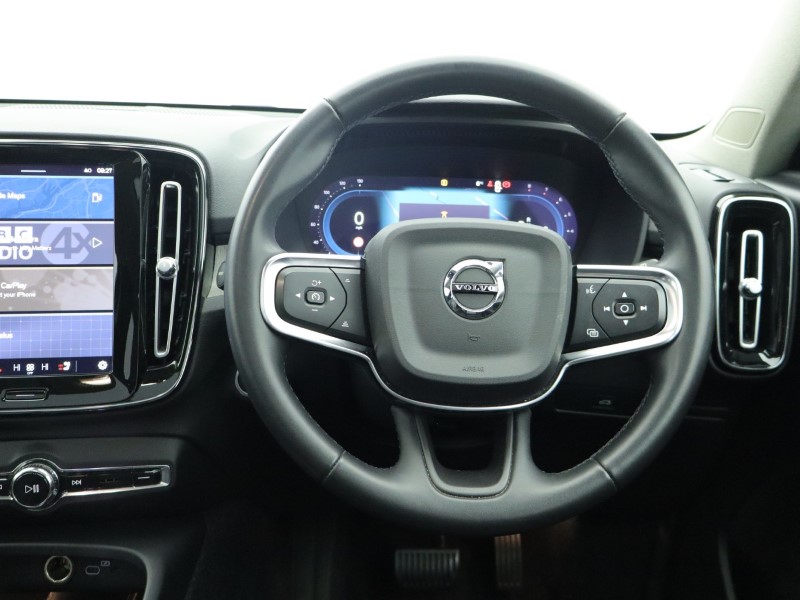 Used Volvo XC40 2022 for sale - 76982209: Photo 52