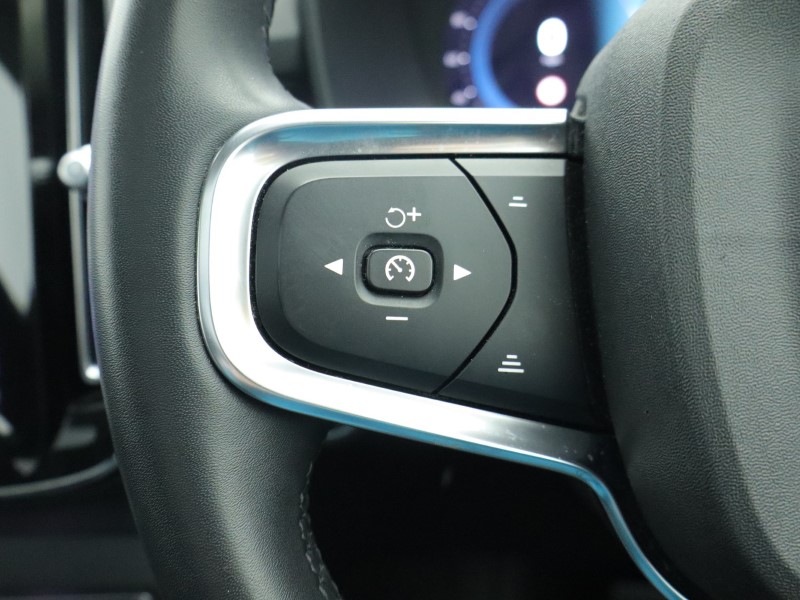 Used Volvo XC40 2022 for sale - 76982209: Photo 53