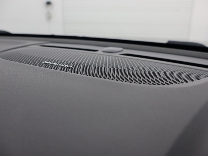 Used Volvo XC40 2022 for sale - 76982209: Photo 67