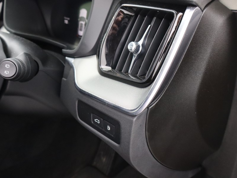 Used Volvo XC60 2024 for sale - 77127646: Photo 33