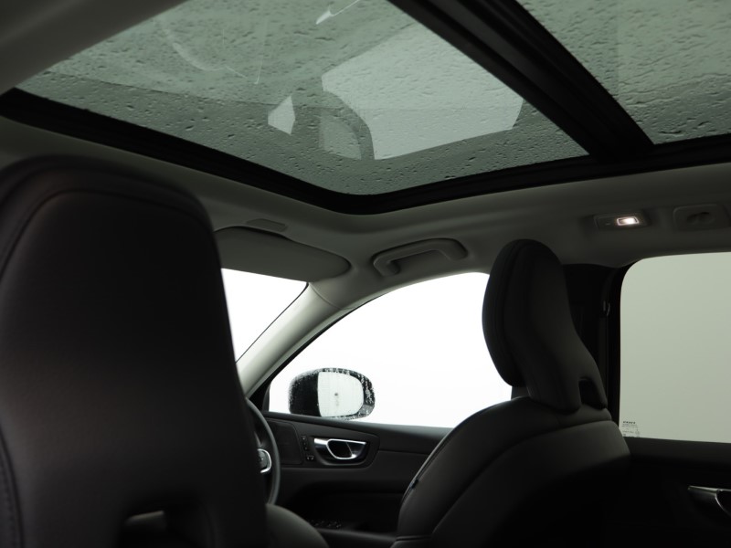 Used Volvo XC60 2024 for sale - 77127646: Photo 38