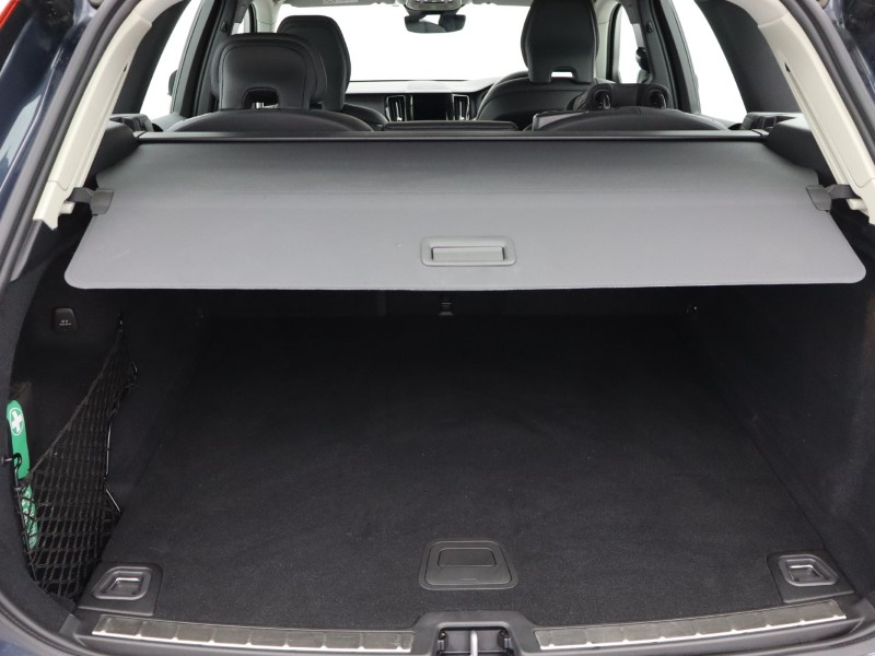 Used Volvo XC60 2023 for sale - 77665245: Photo 29