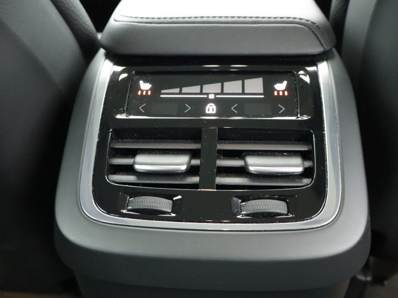 Used Volvo XC60 2023 for sale - 77665245: Photo 49