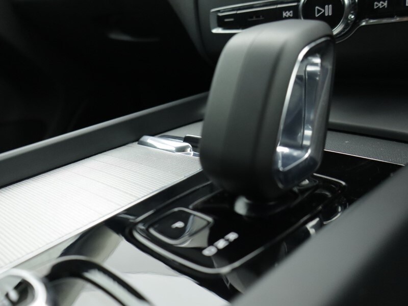 Used Volvo XC60 2023 for sale - 77665245: Photo 64