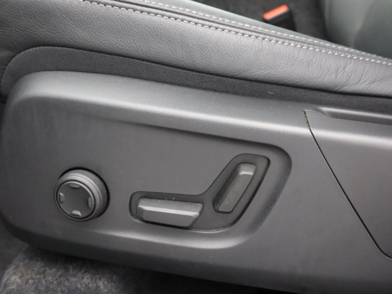 Used Volvo XC40 2024 for sale - 77445814: Photo 29