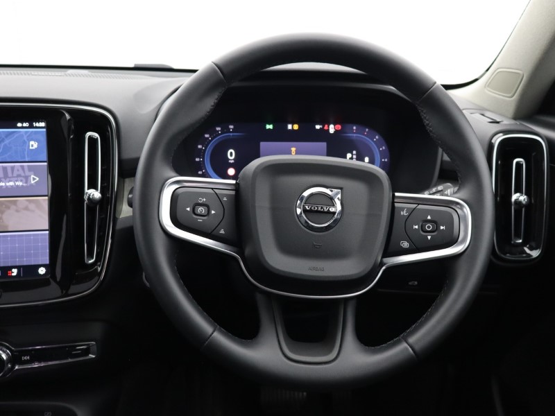 Used Volvo XC40 2024 for sale - 77445814: Photo 36