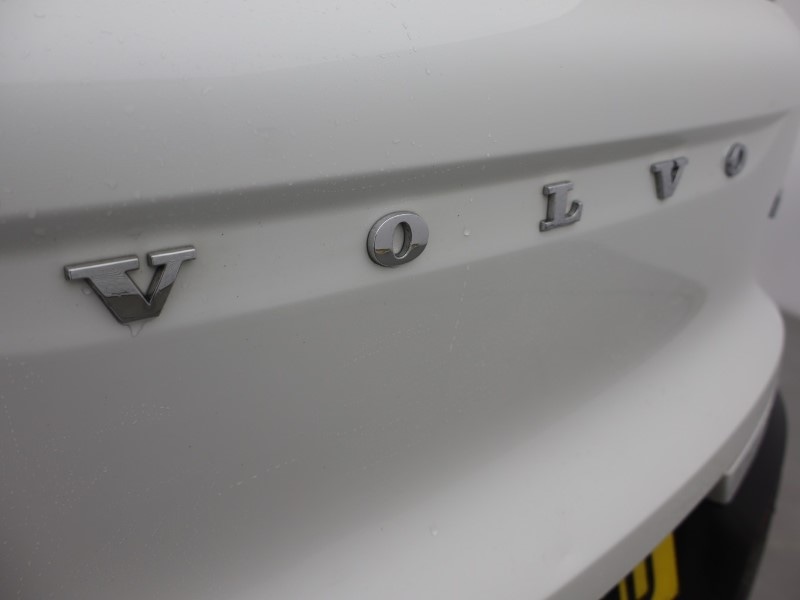 Used Volvo XC40 2023 for sale - 77988562: Photo 24