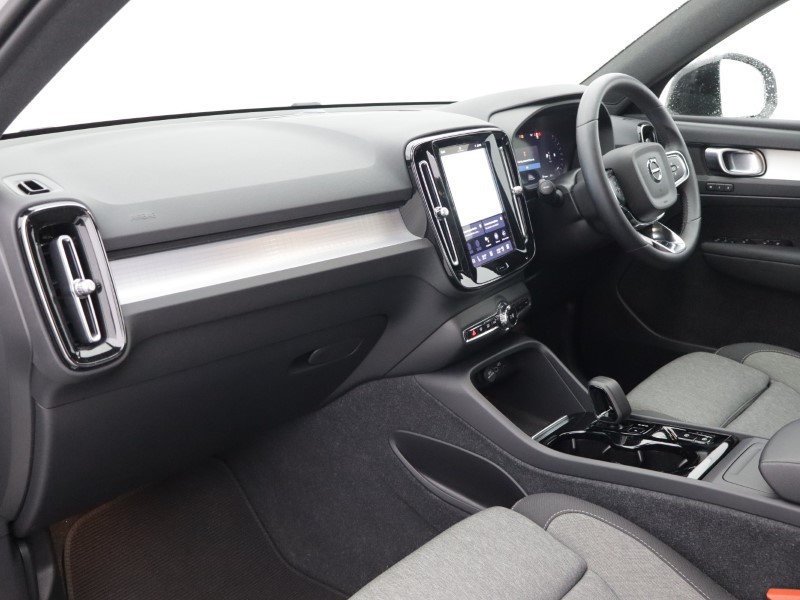 Used Volvo XC40 2023 for sale - 77988562: Photo 39