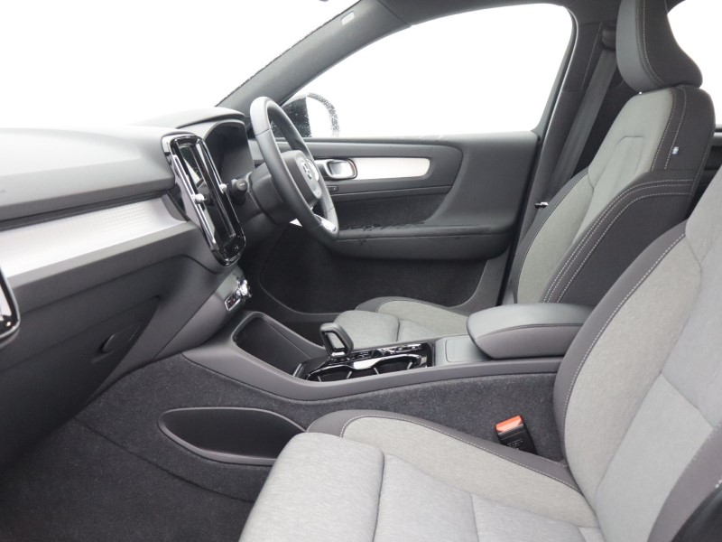 Used Volvo XC40 2023 for sale - 77988562: Photo 5