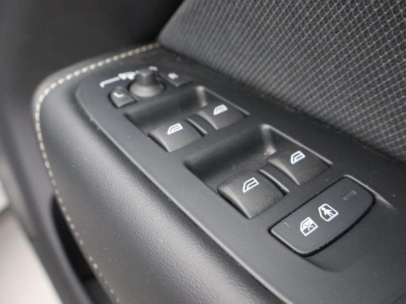 Used Volvo XC60 2025 for sale - 76981039: Photo 18