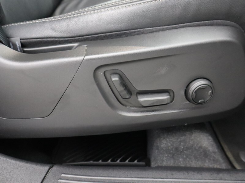 Used Volvo XC40 2023 for sale - 77001350: Photo 35