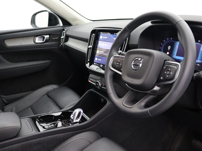 Used Volvo XC40 2023 for sale - 77001350: Photo 38