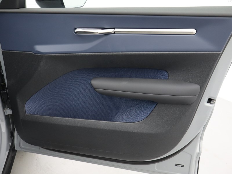 Used Volvo EX30 2025 for sale - 76980823: Photo 15