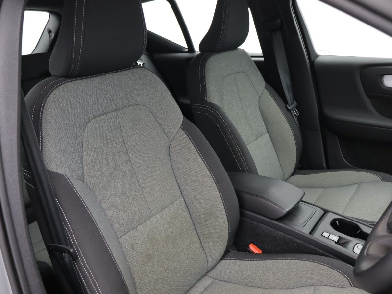 Used Volvo XC40 2024 for sale - 77079260: Photo 34