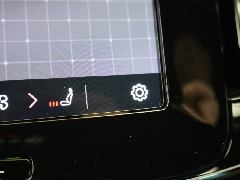 Used Volvo XC40 2024 for sale - 77079260: Photo 49