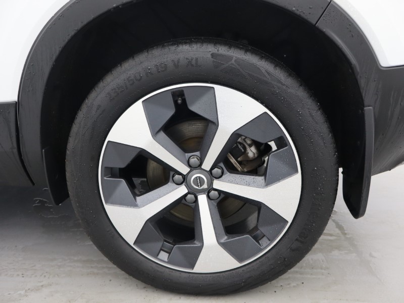 Used Volvo XC40 2024 for sale - 76982180: Photo 12