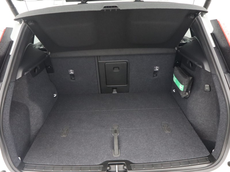 Used Volvo XC40 2024 for sale - 76982180: Photo 18