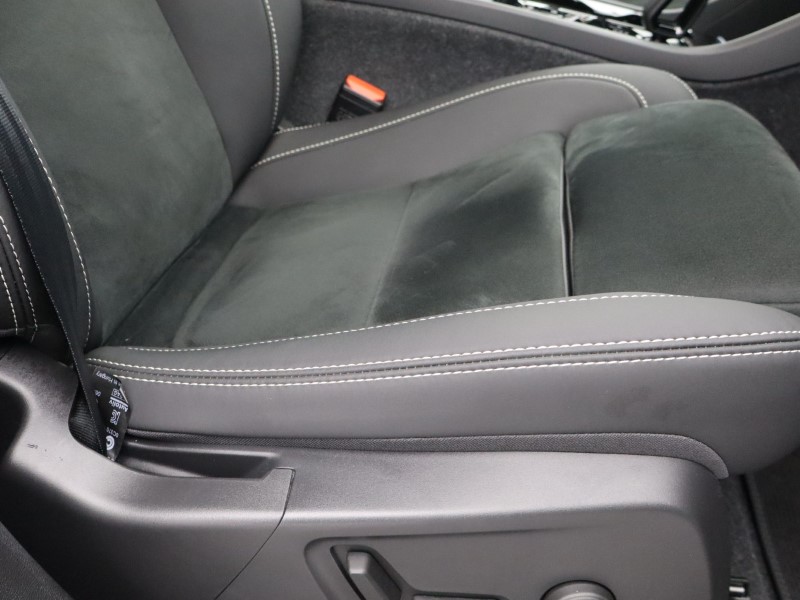 Used Volvo XC40 2024 for sale - 76982180: Photo 32