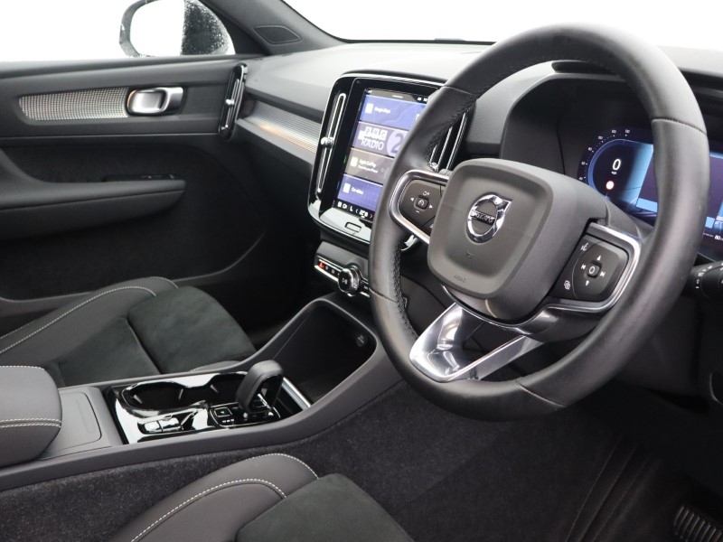 Used Volvo XC40 2024 for sale - 76982180: Photo 34