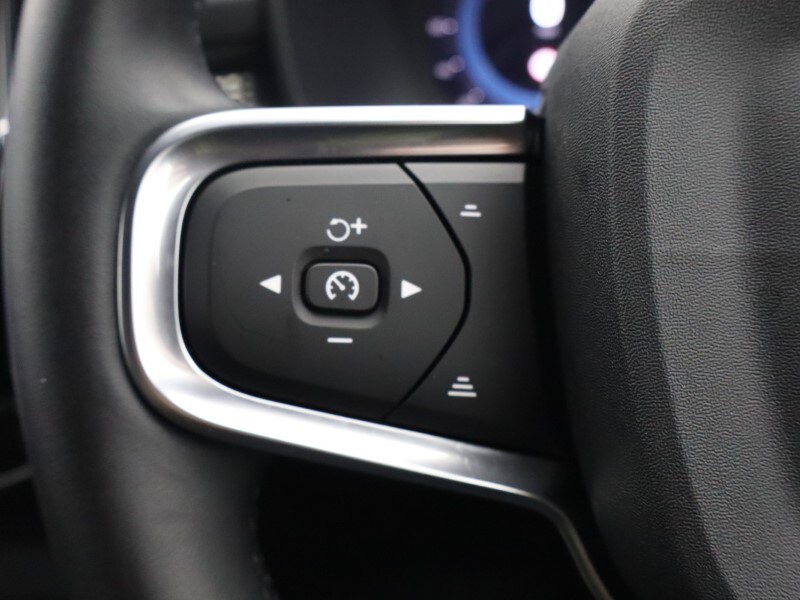 Used Volvo XC40 2024 for sale - 76982180: Photo 45