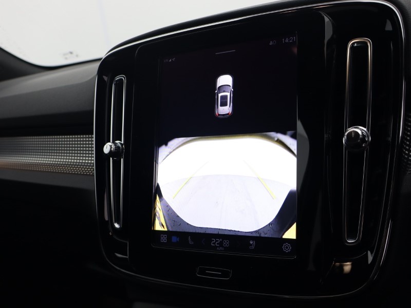 Used Volvo XC40 2024 for sale - 76982180: Photo 49