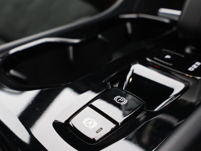 Used Volvo XC40 2024 for sale - 76982180: Photo 56