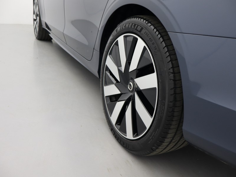 Used Volvo V90 2025 for sale - 76981777: Photo 13