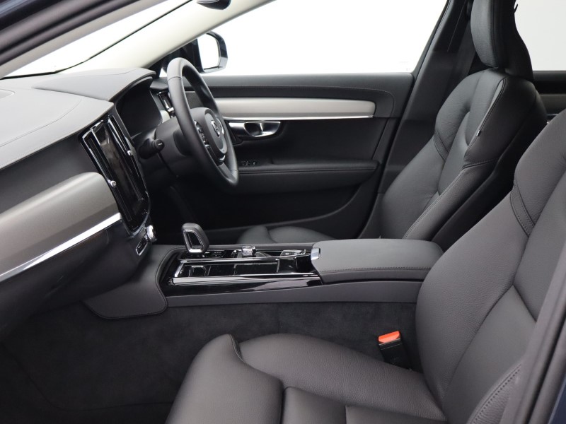 Used Volvo V90 2025 for sale - 76981777: Photo 5