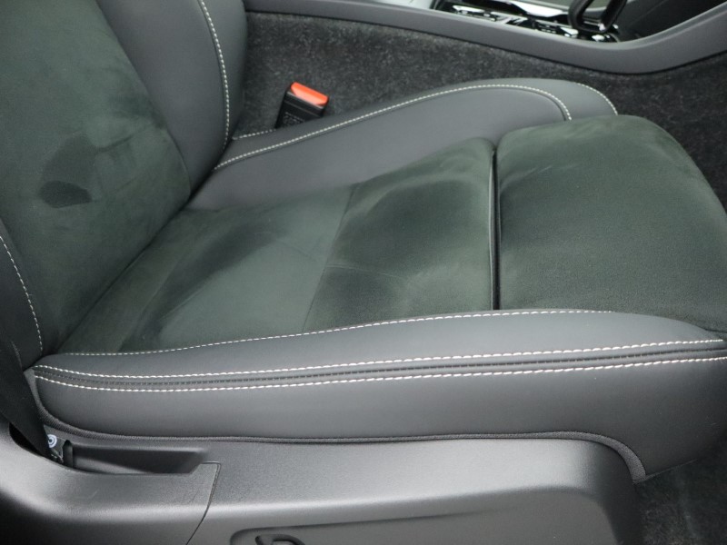 Used Volvo XC40 2025 for sale - 76982098: Photo 35