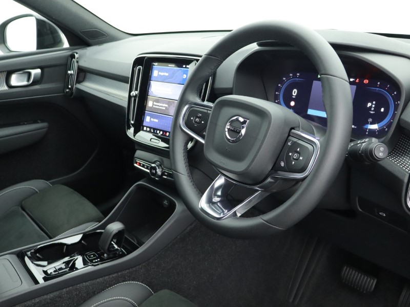 Used Volvo XC40 2025 for sale - 76982098: Photo 37