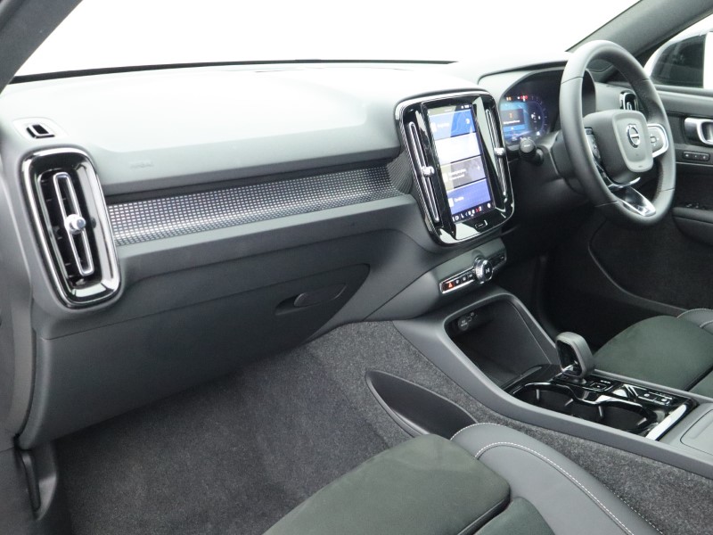 Used Volvo XC40 2025 for sale - 76982098: Photo 39