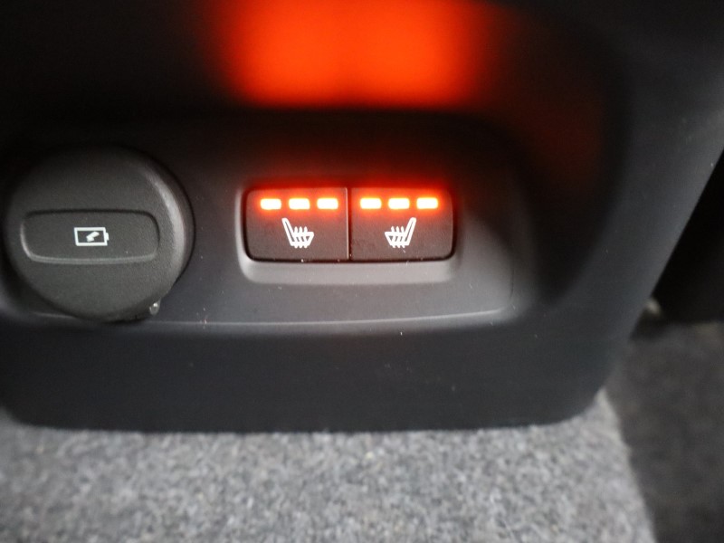 Used Volvo XC40 2025 for sale - 76982098: Photo 45