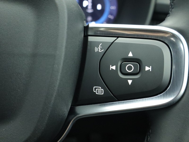 Used Volvo XC40 2025 for sale - 76982098: Photo 49