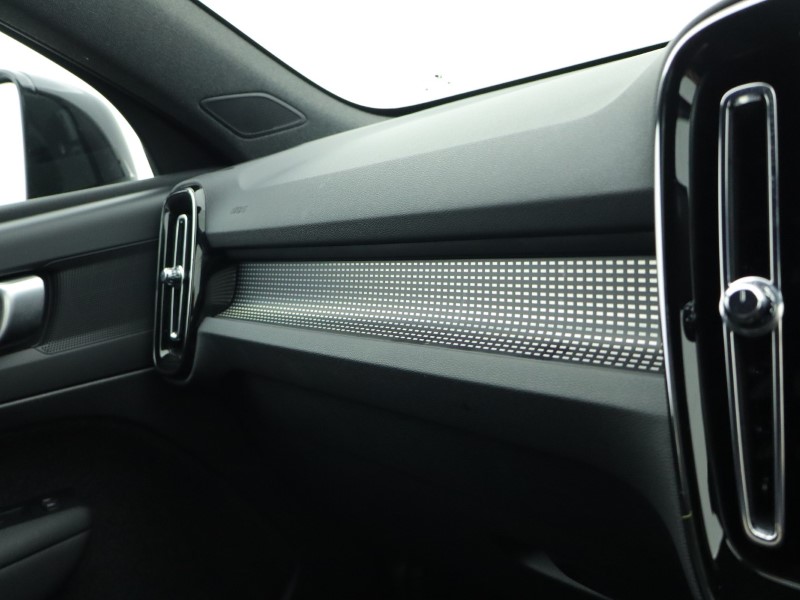 Used Volvo XC40 2025 for sale - 76982098: Photo 59