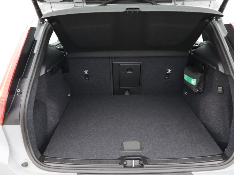 Used Volvo XC40 2024 for sale - 77476625: Photo 23