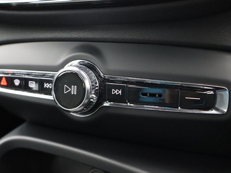 Used Volvo XC40 2024 for sale - 77476625: Photo 50