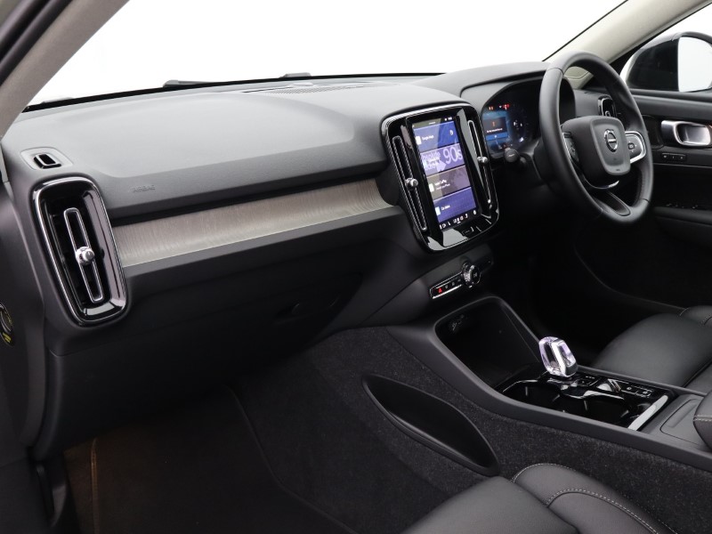 Used Volvo XC40 2025 for sale - 76980913: Photo 27