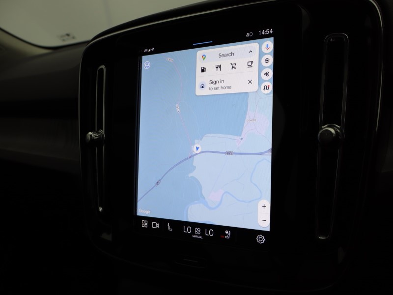 Used Volvo XC40 2025 for sale - 76980913: Photo 40