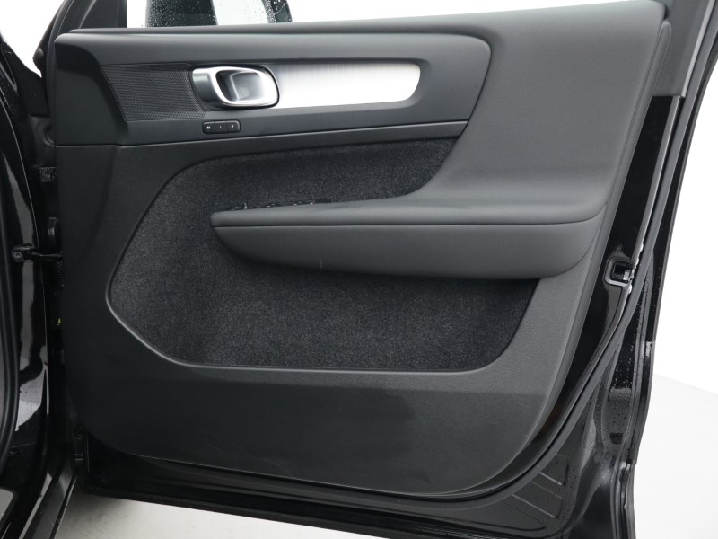 Used Volvo XC40 2025 for sale - 77005482: Photo 23