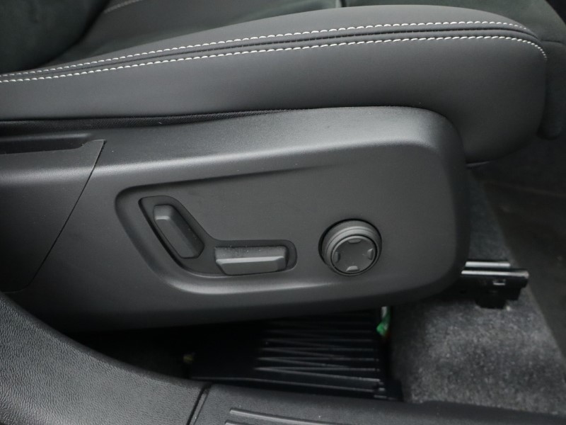 Used Volvo XC40 2025 for sale - 77005482: Photo 29