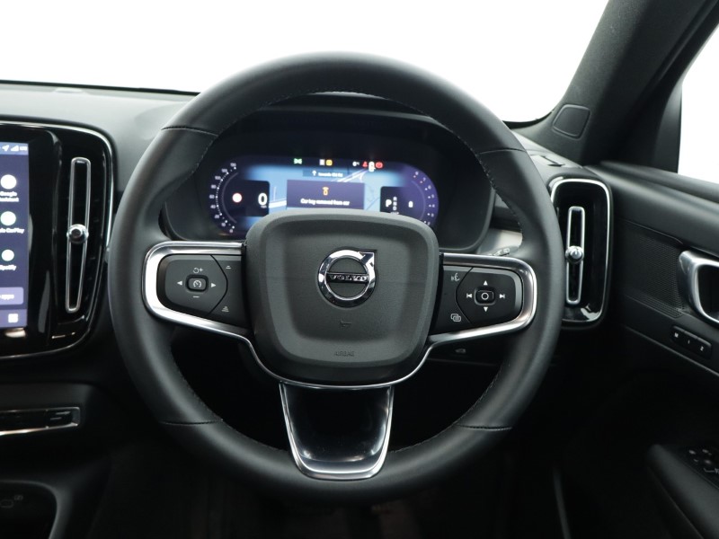 Used Volvo XC40 2025 for sale - 77005482: Photo 41