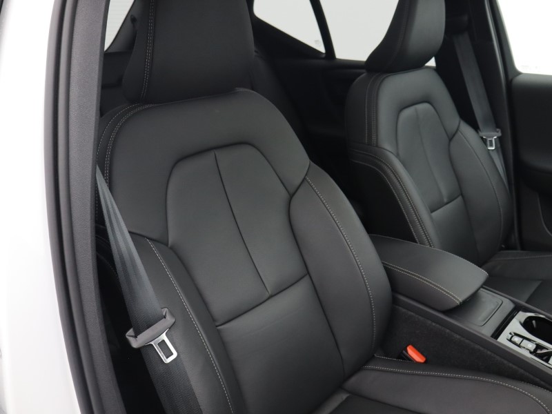 Used Volvo XC40 2025 for sale - 76981740: Photo 24